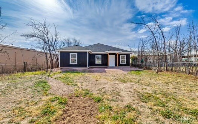 1516 E Harris Avenue, San Angelo, TX 76903, 3 Bedrooms Bedrooms, ,2 BathroomsBathrooms,Residential,For Sale,1516 E Harris Avenue,0,128889