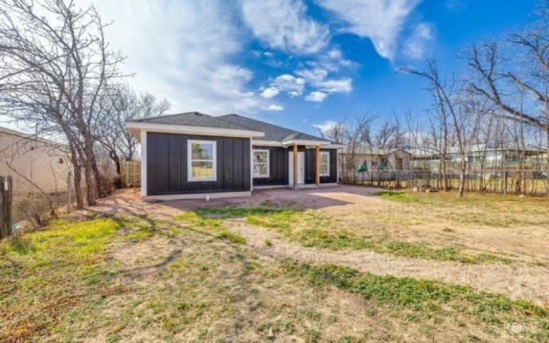 1516 E Harris Avenue, San Angelo, TX 76903, 3 Bedrooms Bedrooms, ,2 BathroomsBathrooms,Residential,For Sale,1516 E Harris Avenue,0,128889