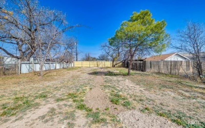1516 E Harris Avenue, San Angelo, TX 76903, 3 Bedrooms Bedrooms, ,2 BathroomsBathrooms,Residential,For Sale,1516 E Harris Avenue,0,128889