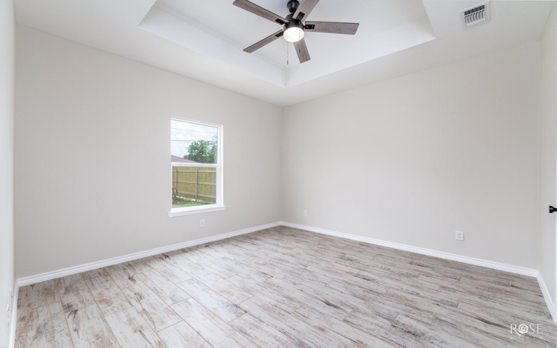 1516 E Harris Ave, San Angelo, TX 76903, 3 Bedrooms Bedrooms, ,2 BathroomsBathrooms,Residential,For Sale,1516 E Harris Ave,0,128889