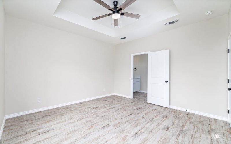 1516 E Harris Ave, San Angelo, TX 76903, 3 Bedrooms Bedrooms, ,2 BathroomsBathrooms,Residential,For Sale,1516 E Harris Ave,0,128889