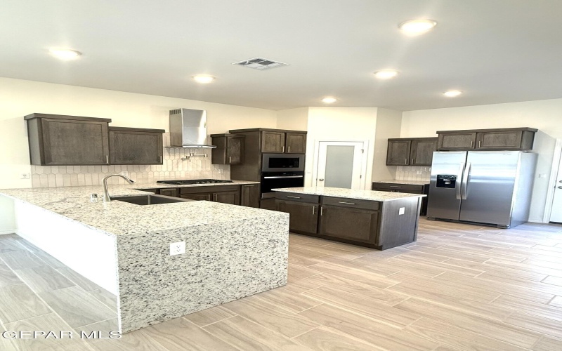 3872 Surmise Street, El Paso, TX 79938, 4 Habitaciones Habitaciones , ,3 BañosBaños,Residential,En Venta,3872 Surmise Street,917289
