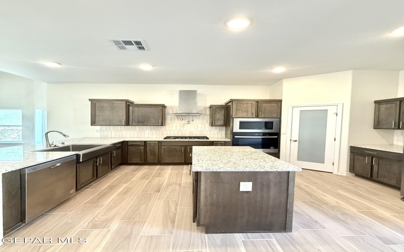 3872 Surmise Street, El Paso, TX 79938, 4 Habitaciones Habitaciones , ,3 BañosBaños,Residential,En Venta,3872 Surmise Street,917289