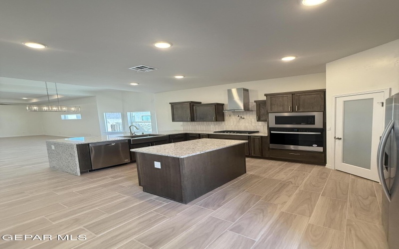 3872 Surmise Street, El Paso, TX 79938, 4 Habitaciones Habitaciones , ,3 BañosBaños,Residential,En Venta,3872 Surmise Street,917289