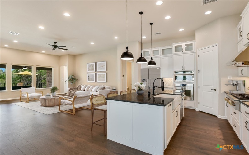 108 Trans Pecos Court, Georgetown, TX 78628, 4 Habitaciones Habitaciones , ,3 BañosBaños,Residential,En Venta,108 Trans Pecos Court,0,591219