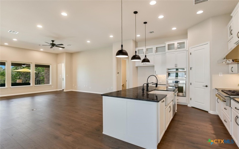 108 Trans Pecos Court, Georgetown, TX 78628, 4 Habitaciones Habitaciones , ,3 BañosBaños,Residential,En Venta,108 Trans Pecos Court,0,591219