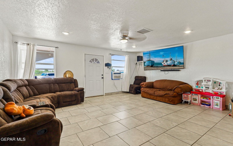 13419 Mendoza Road, San Elizario, TX 79849, 4 Bedrooms Bedrooms, ,2 BathroomsBathrooms,Residential,For Sale,13419 Mendoza Road,0,929566