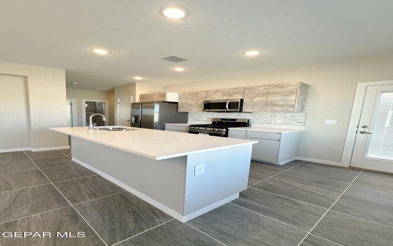 15109 Resolve Drive, El Paso, TX 79938, 3 Bedrooms Bedrooms, ,2 BathroomsBathrooms,Residential,For Sale,15109 Resolve Drive,0,929593