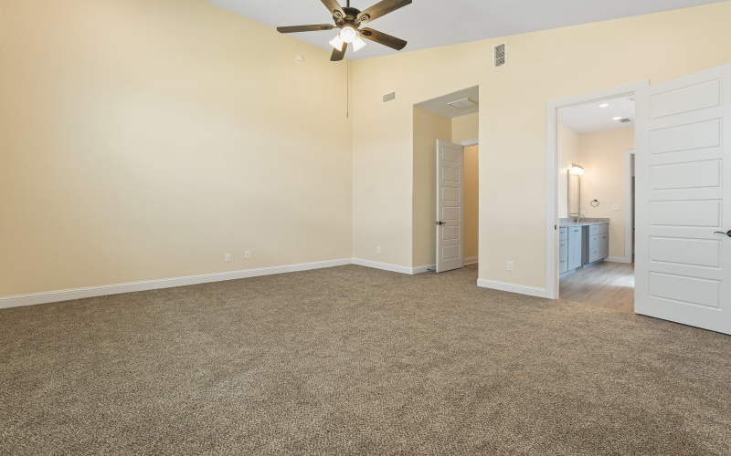 48 Wilshire Boulevard, Lubbock, TX 79416, 4 Habitaciones Habitaciones , ,2 BañosBaños,Residential,En Venta,48 Wilshire Boulevard,0,202559872