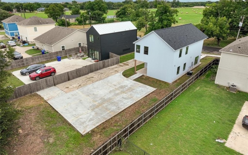 3516 S 4th Street, Waco, TX 76706, 4 Bedrooms Bedrooms, ,5 BathroomsBathrooms,Residential,For Sale,3516 S 4th Street,0,21020966