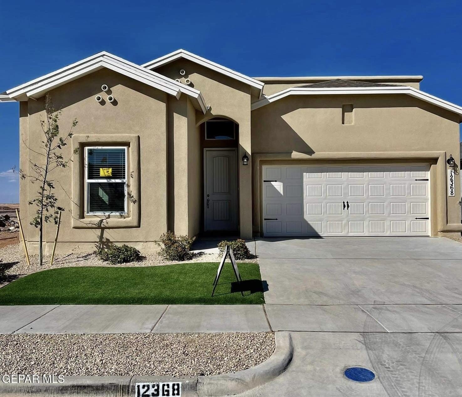 3885 Surmise Street, El Paso, TX 79938, 4 Habitaciones Habitaciones , ,3 BañosBaños,Residential,En Venta,3885 Surmise Street,917292
