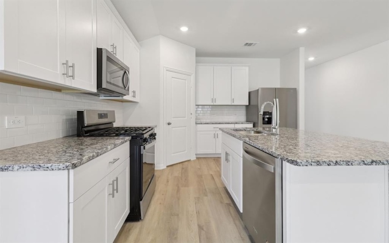 505 Marigold Hill Way, McKinney, TX 75071, 3 Habitaciones Habitaciones , ,2 BañosBaños,Residential,En Venta,505 Marigold Hill Way,0,21047429