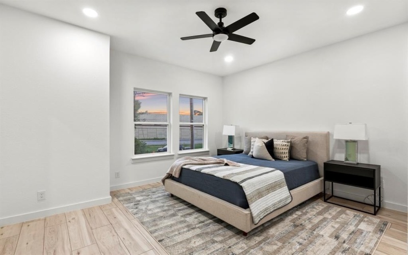 2232 Hooper Street, Dallas, TX 75215, 3 Bedrooms Bedrooms, ,2 BathroomsBathrooms,Residential,For Sale,2232 Hooper Street,0,21047878
