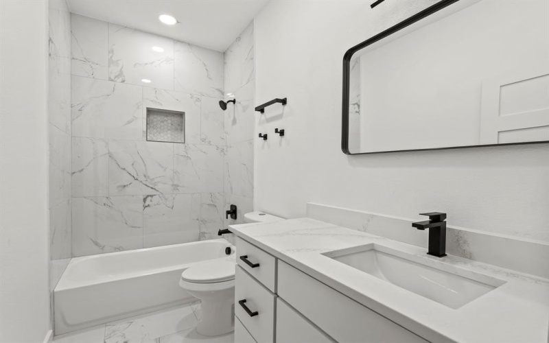 2232 Hooper Street, Dallas, TX 75215, 3 Bedrooms Bedrooms, ,2 BathroomsBathrooms,Residential,For Sale,2232 Hooper Street,0,21047878