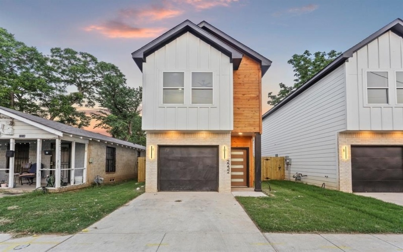 2232 Hooper Street, Dallas, TX 75215, 3 Bedrooms Bedrooms, ,2 BathroomsBathrooms,Residential,For Sale,2232 Hooper Street,0,21047878