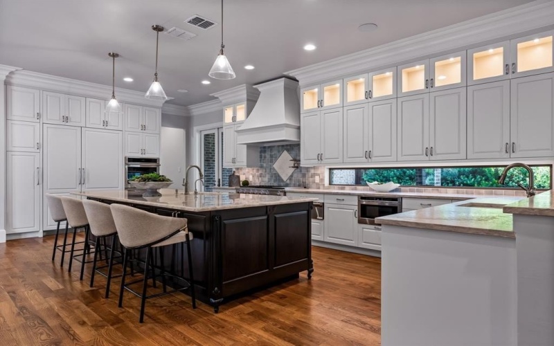 3808 Beechwood Lane, Dallas, TX 75220, 4 Bedrooms Bedrooms, ,5 BathroomsBathrooms,Residential,For Sale,3808 Beechwood Lane,0,21048179