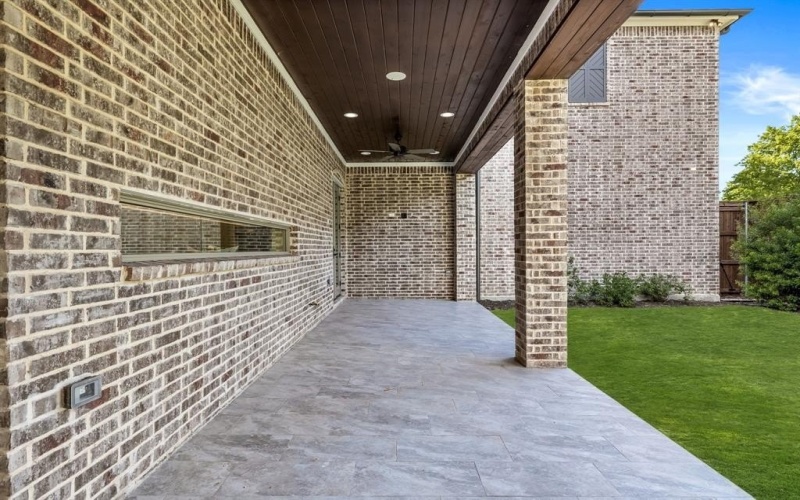 3808 Beechwood Lane, Dallas, TX 75220, 4 Bedrooms Bedrooms, ,5 BathroomsBathrooms,Residential,For Sale,3808 Beechwood Lane,0,21048179