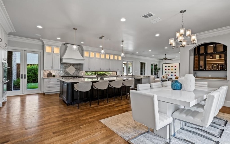 3808 Beechwood Lane, Dallas, TX 75220, 4 Bedrooms Bedrooms, ,5 BathroomsBathrooms,Residential,For Sale,3808 Beechwood Lane,0,21048179