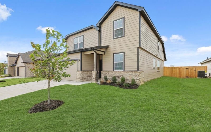 10021 Freighter Trail, Fort Worth, TX 76131, 4 Habitaciones Habitaciones , ,2 BañosBaños,Residential,En Venta,10021 Freighter Trail,0,21048221