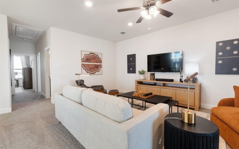 1008 Snapdragon Dr., Euless, TX 76039, 3 Habitaciones Habitaciones , ,2 BañosBaños,Residential,En Venta,1008 Snapdragon Dr.,0,21048236