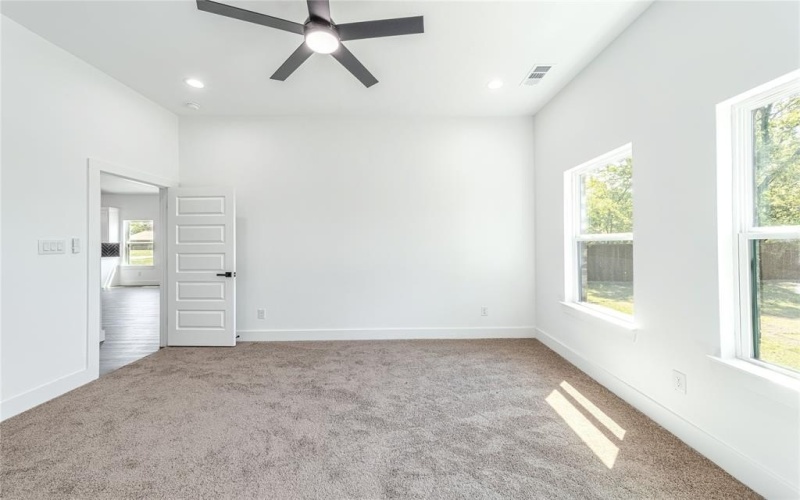 607 W End, Terrell, TX 75160, 4 Bedrooms Bedrooms, ,2 BathroomsBathrooms,Residential,For Sale,607 W End,0,21048318
