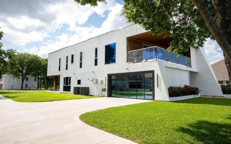 1719 Right Field Court, Cedar Hill, TX 75104, 4 Bedrooms Bedrooms, ,5 BathroomsBathrooms,Residential,For Sale,1719 Right Field Court,0,21048370