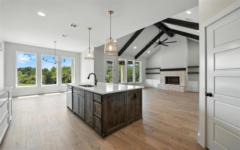 1012 Freedom Court, Weatherford, TX 76088, 4 Bedrooms Bedrooms, ,2 BathroomsBathrooms,Residential,For Sale,1012 Freedom Court,0,21048644