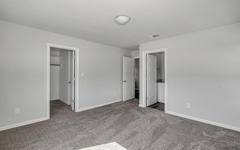 2350 Evans Avenue, Fort Worth, TX 76104, 3 Bedrooms Bedrooms, ,2 BathroomsBathrooms,Residential,For Sale,2350 Evans Avenue,0,21048772