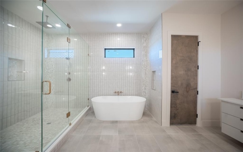 4728 Villa Terrace, Fort Worth, TX 76116, 4 Bedrooms Bedrooms, ,5 BathroomsBathrooms,Residential,For Sale,4728 Villa Terrace,0,21048841