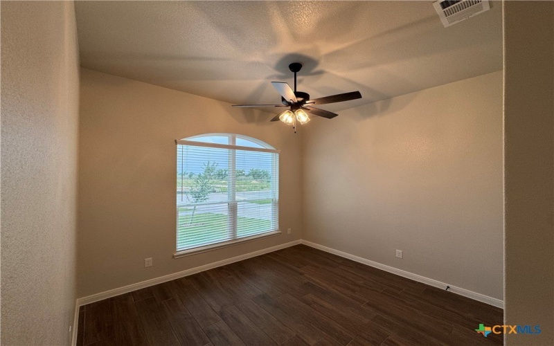 141 Atlas Avenue, Killeen, TX 76542, 4 Habitaciones Habitaciones , ,2 BañosBaños,Residential,En Venta,141 Atlas Avenue,0,591529
