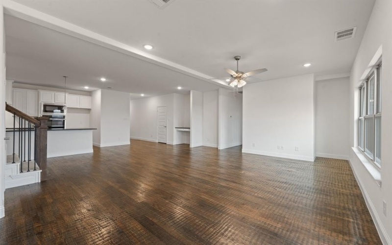 10305 Livestock Avenue, Venus, TX 76084, 5 Bedrooms Bedrooms, ,3 BathroomsBathrooms,Residential,For Sale,10305 Livestock Avenue,0,21044431