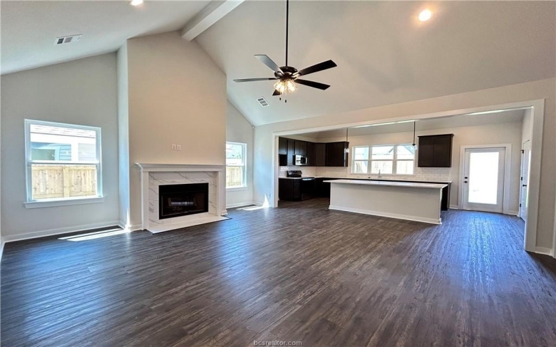 1937 Pinemont View Drive, Bryan, TX 77807, 3 Habitaciones Habitaciones , ,2 BañosBaños,Residential,En Venta,1937 Pinemont View Drive,0,25009544