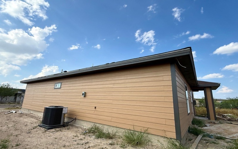 303 SUNSET LOOP, Eagle Pass, TX 78852, 3 Habitaciones Habitaciones , ,2 BañosBaños,Residential,En Venta,303 SUNSET LOOP,0,81617