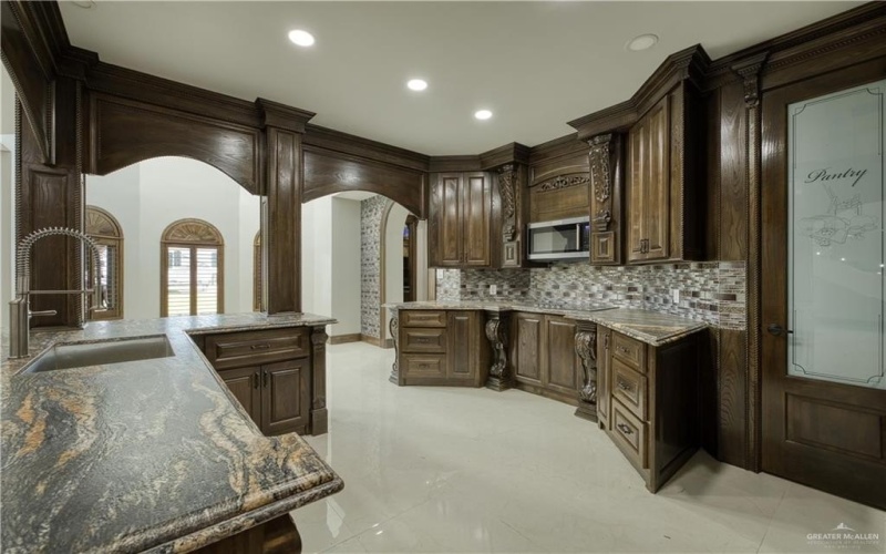 2916 Fletcher Street, Weslaco, TX 78599, 4 Bedrooms Bedrooms, ,5 BathroomsBathrooms,Residential,For Sale,2916 Fletcher Street,0,479687