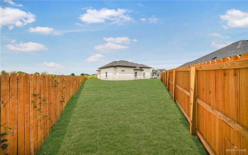 1800 Yellowwood Street, San Juan, TX 78589, 3 Habitaciones Habitaciones , ,2 BañosBaños,Residential,En Venta,1800 Yellowwood Street,0,479958