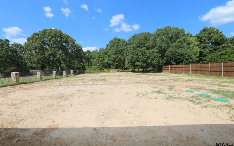 16525 Hailey Court, Tyler, TX 75703, 4 Bedrooms Bedrooms, ,3 BathroomsBathrooms,Residential,For Sale,16525 Hailey Court,0,25013319