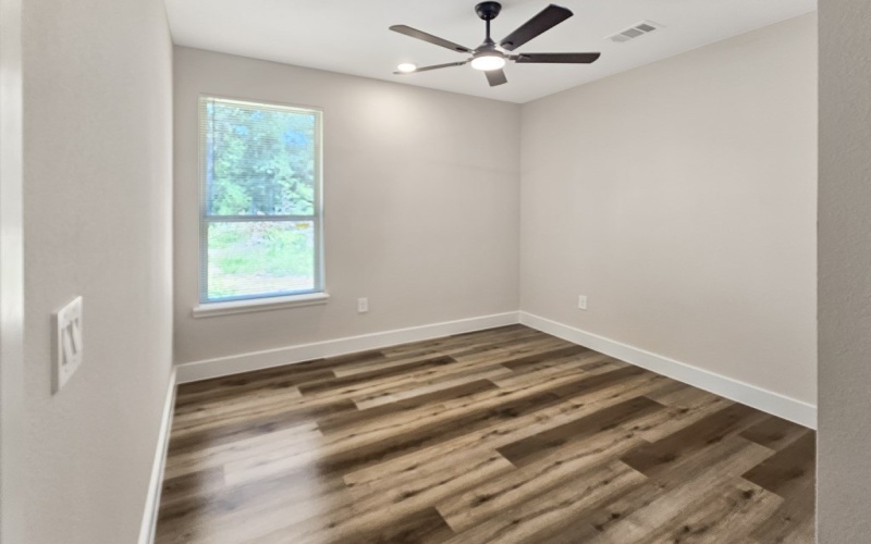 240 Geronimo, Mabank, TX 75156, 3 Bedrooms Bedrooms, ,2 BathroomsBathrooms,Residential,For Sale,240 Geronimo,0,109605