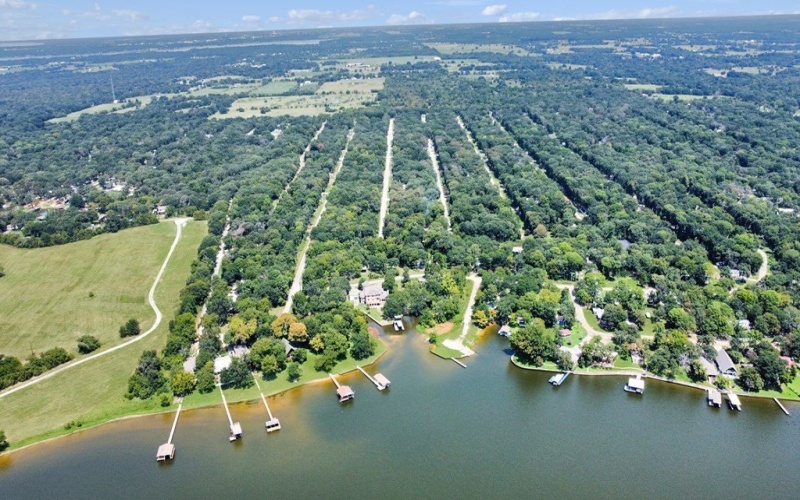 240 Geronimo, Mabank, TX 75156, 3 Bedrooms Bedrooms, ,2 BathroomsBathrooms,Residential,For Sale,240 Geronimo,0,109605