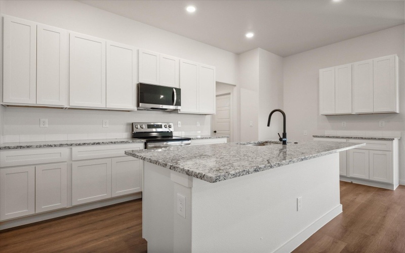 1625 N Clinton Avenue, Lubbock, TX 79416, 4 Bedrooms Bedrooms, ,2 BathroomsBathrooms,Residential,For Sale,1625 N Clinton Avenue,0,202559926
