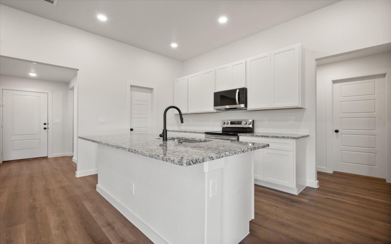 1625 N Clinton Avenue, Lubbock, TX 79416, 4 Bedrooms Bedrooms, ,2 BathroomsBathrooms,Residential,For Sale,1625 N Clinton Avenue,0,202559926