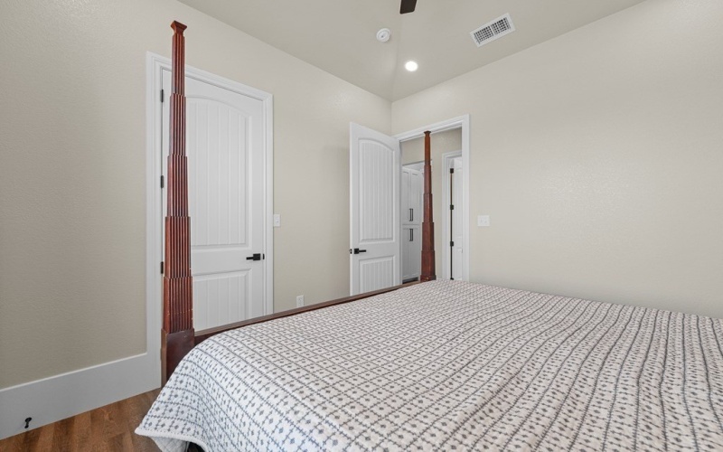 1103 Cypress, Big Spring, TX 79720, 3 Habitaciones Habitaciones , ,2 BañosBaños,Residential,En Venta,1103 Cypress,0,50085065