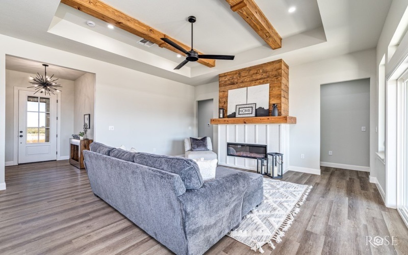 8421 Windmill Rd, Wall, TX 76905, 4 Bedrooms Bedrooms, ,3 BathroomsBathrooms,Residential,For Sale,8421 Windmill Rd,0,128898