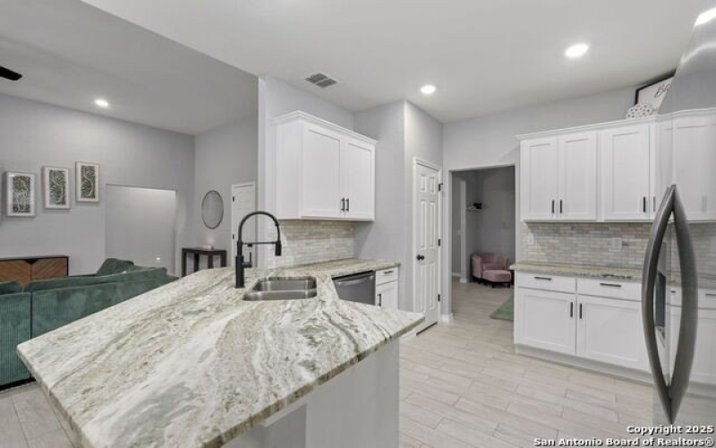 275 County Road 6866, Natalia, TX 78059, 4 Habitaciones Habitaciones , ,3 BañosBaños,Residential,En Venta,275 County Road 6866,0,1897525