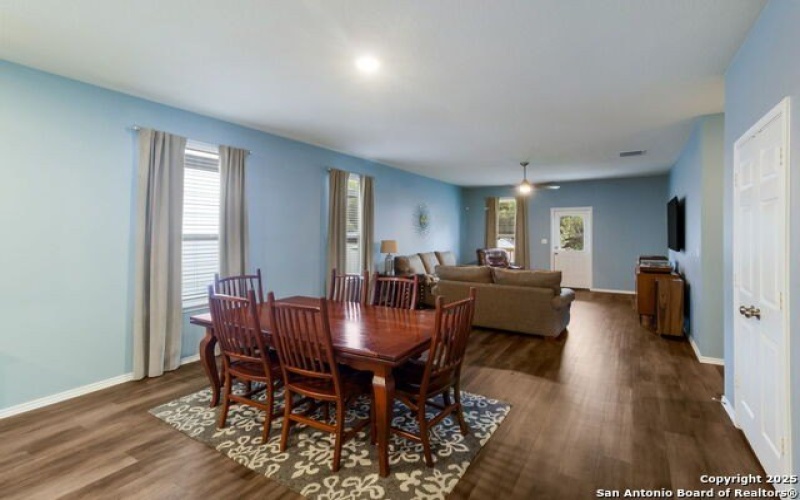 11837 Snowy Riv, San Antonio, TX 78254, 4 Bedrooms Bedrooms, ,2 BathroomsBathrooms,Residential,For Sale,11837 Snowy Riv,0,1897526
