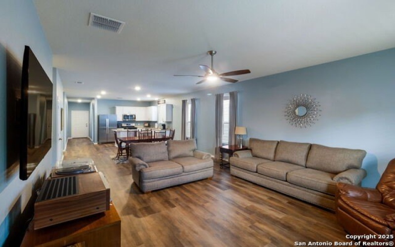 11837 Snowy Riv, San Antonio, TX 78254, 4 Bedrooms Bedrooms, ,2 BathroomsBathrooms,Residential,For Sale,11837 Snowy Riv,0,1897526