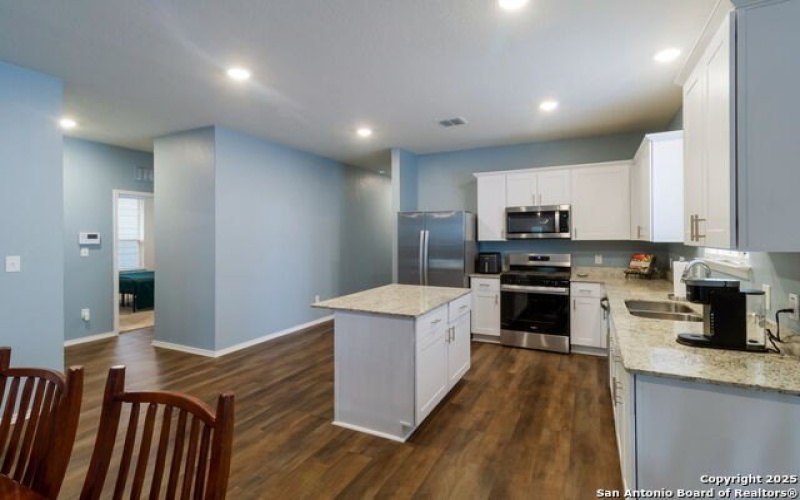 11837 Snowy Riv, San Antonio, TX 78254, 4 Bedrooms Bedrooms, ,2 BathroomsBathrooms,Residential,For Sale,11837 Snowy Riv,0,1897526