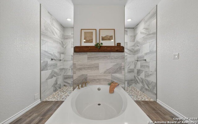 169 Longwood, New Braunfels, TX 78132, 4 Habitaciones Habitaciones , ,3 BañosBaños,Residential,En Venta,169 Longwood,0,1897674
