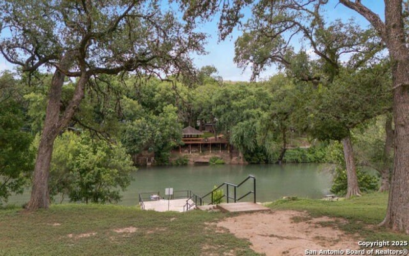 169 Longwood, New Braunfels, TX 78132, 4 Habitaciones Habitaciones , ,3 BañosBaños,Residential,En Venta,169 Longwood,0,1897674