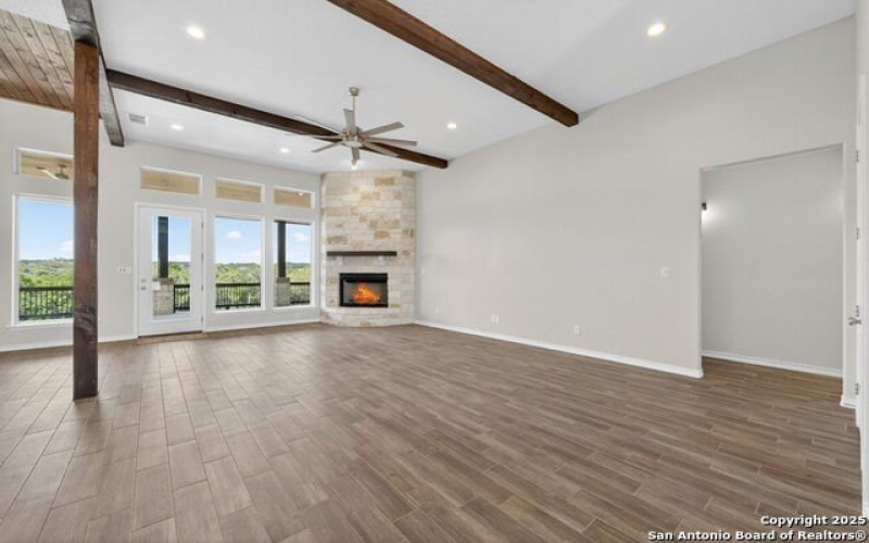 169 Longwood, New Braunfels, TX 78132, 4 Habitaciones Habitaciones , ,3 BañosBaños,Residential,En Venta,169 Longwood,0,1897674