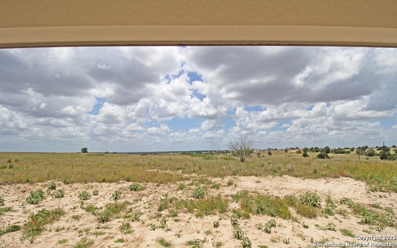 792 Lake Valley, La Vernia, TX 78121, 4 Bedrooms Bedrooms, ,2 BathroomsBathrooms,Residential,For Sale,792 Lake Valley,0,1897730